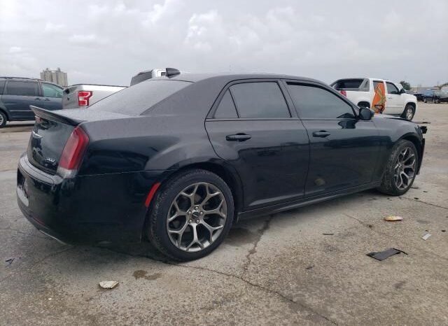 
								2018 Chrysler 300 full									