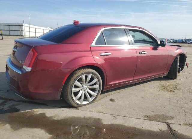
								2017 Chrysler 300 full									