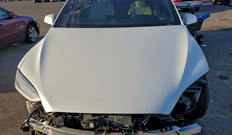 
								2022 Tesla Model x full									