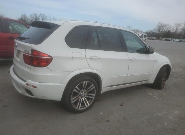 
								2013 BMW X5 xdrive5 full									
