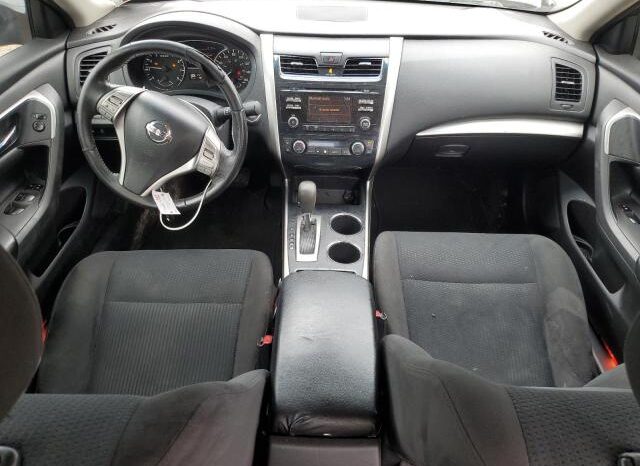 
								2015 Nissan Altima 2.5 full									
