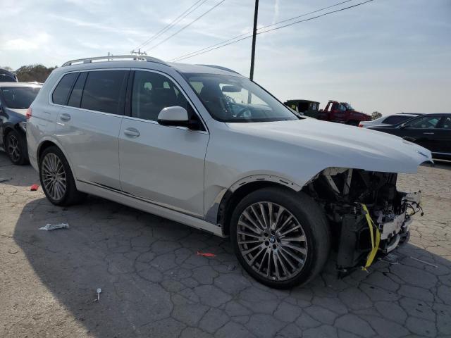 2022 BMW X7