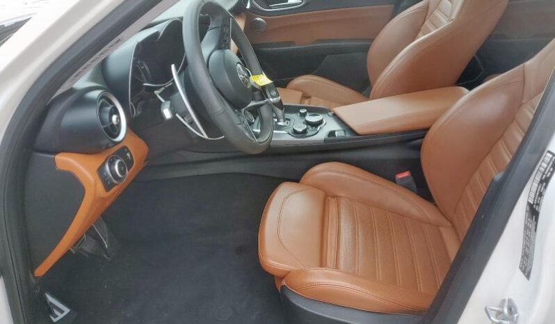 
								2018 Alfa romeo Giulia full									