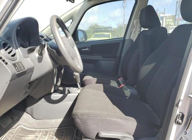 
								2012 Suzuki Sx4 full									