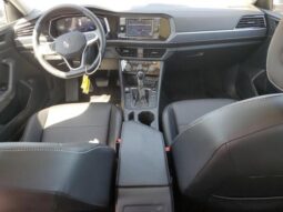 
										2023 Volkswagen Jetta se full									