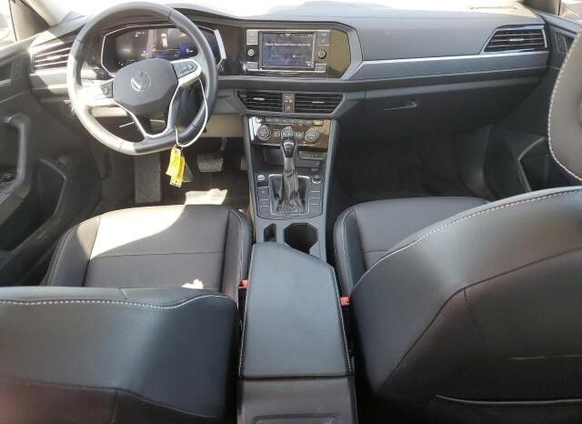 
								2023 Volkswagen Jetta se full									