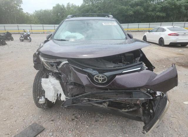 
								2018 Toyota Rav4 full									