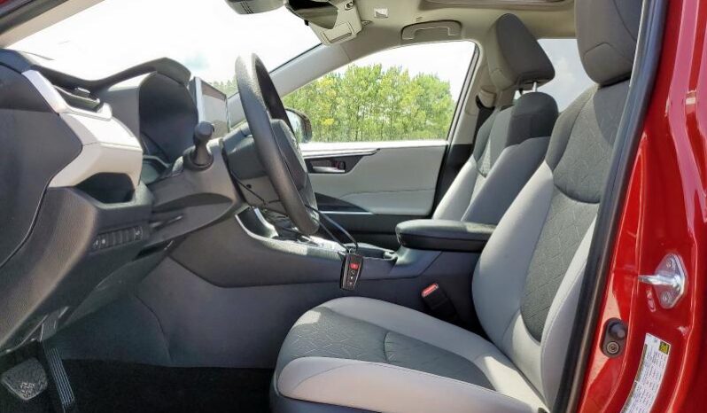 
								2025 Toyota Rav4 full									