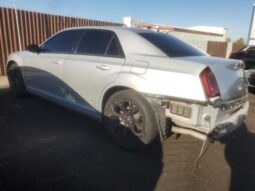 
										2019 Chrysler 300 tourin full									