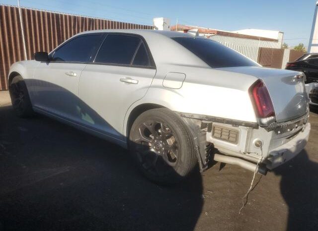 
								2019 Chrysler 300 tourin full									