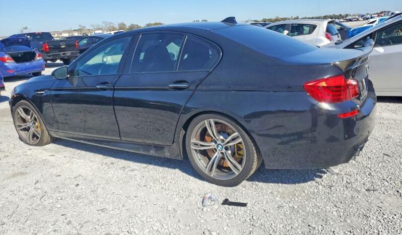
								2013 BMW M5 full									