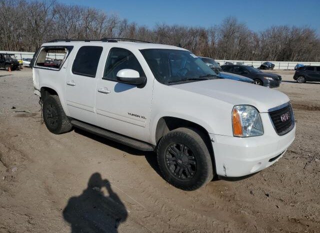 
								2014 Gmc Yukon full									