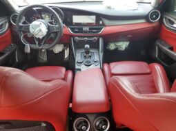 
										2019 Alfa romeo Giulia full									