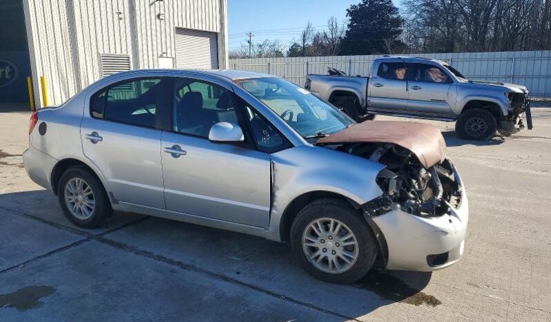 
								2012 Suzuki Sx4 full									