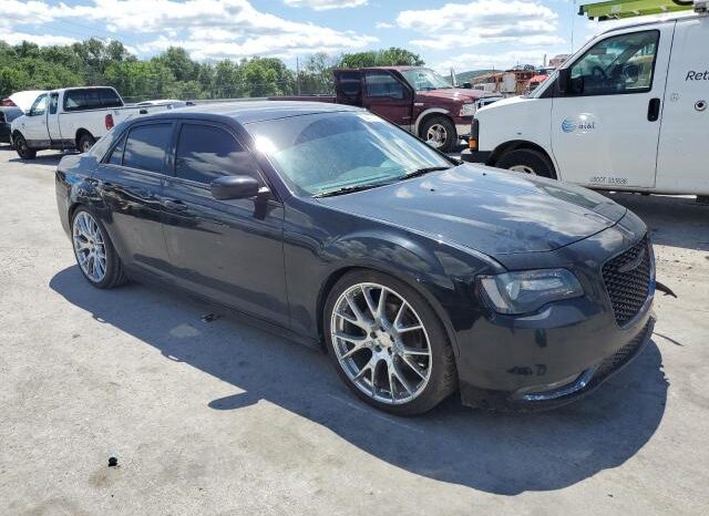 
								2019 Chrysler 300 full									