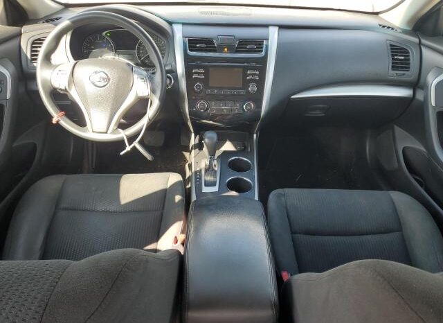 
								2015 Nissan Altima 2.5 full									