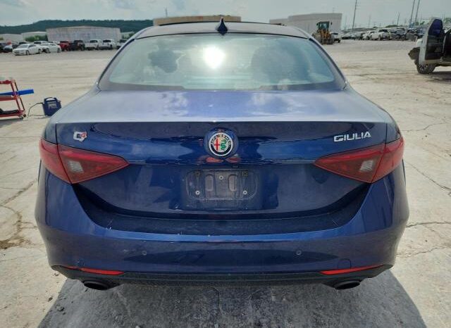 
								2017 Alfa romeo Giulia full									