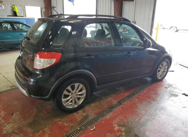 
								2013 Suzuki Sx4 full									