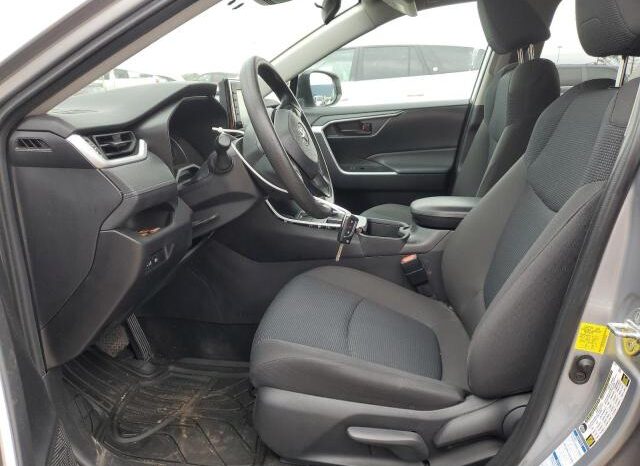 
								2022 Toyota Rav4 full									