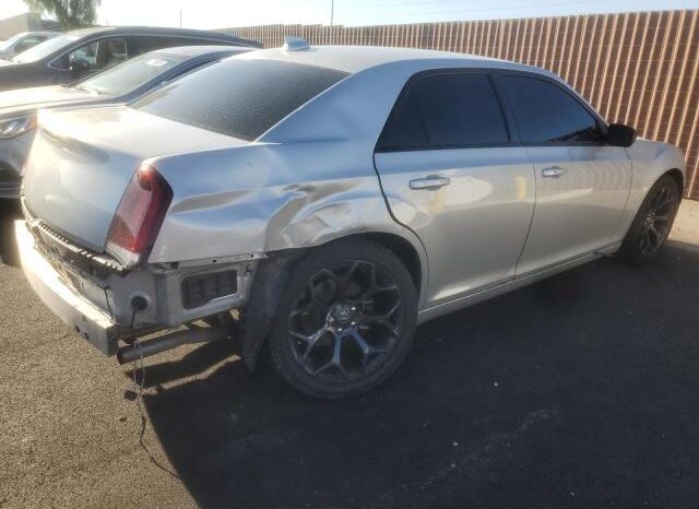 
								2019 Chrysler 300 tourin full									
