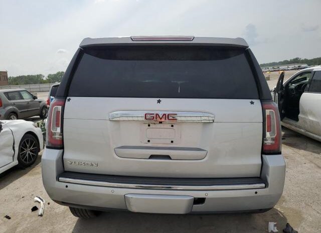 
								2017 Gmc Yukon full									