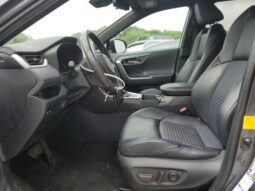 
										2019 Toyota Rav4 full									