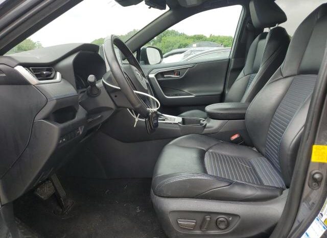 
								2019 Toyota Rav4 full									
