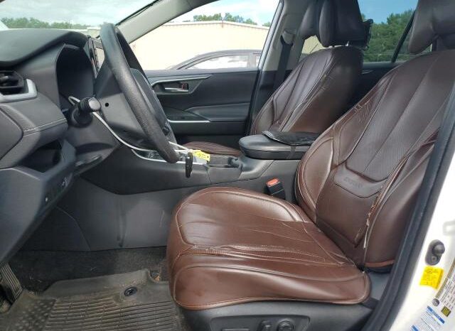 
								2020 Toyota Rav4 full									