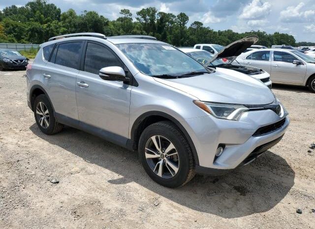 
								2018 Toyota Rav4 full									