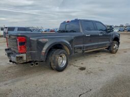 
										2025 Ford F350 full									