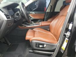 
										2020 BMW X7 full									