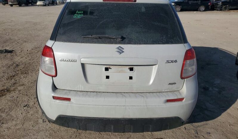 
								2012 Suzuki Sx4 full									