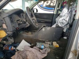 
										2004 Dodge Dakota full									