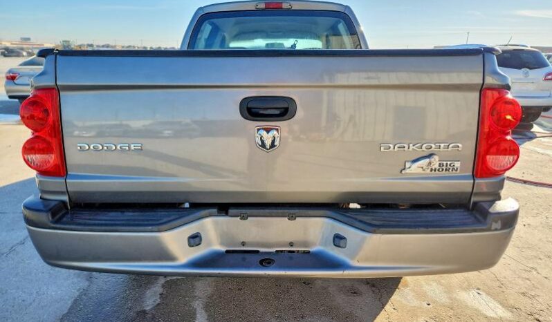 
								2011 Dodge Dakota full									