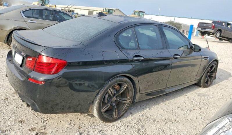 
								2013 BMW M5 full									