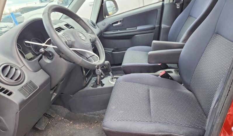 
								2013 Suzuki Sx4 full									