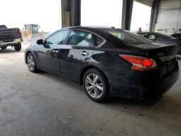 
										2015 Nissan Altima 2.5 full									