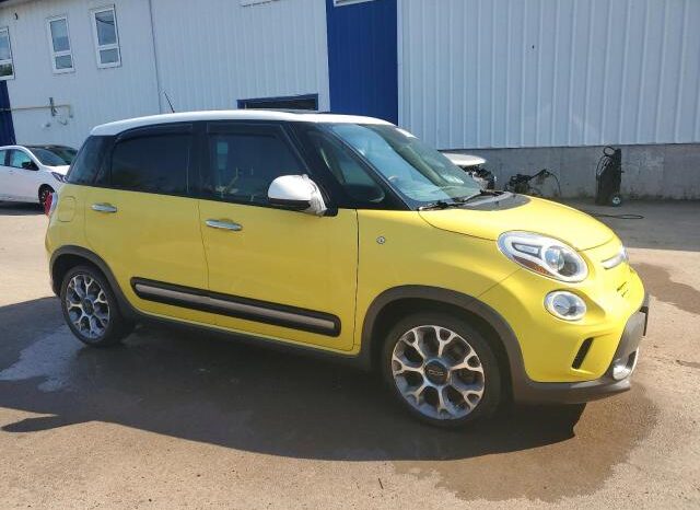
								2014 Fiat 500l trekk full									