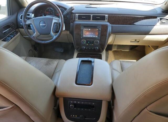 
								2014 Gmc Yukon full									
