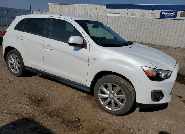 
								2013 Mitsubishi Outlander full									