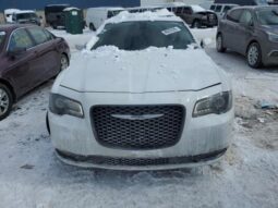 
										2015 Chrysler 300 full									