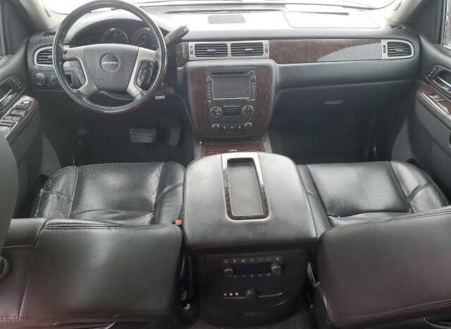 
								2014 Gmc Yukon full									