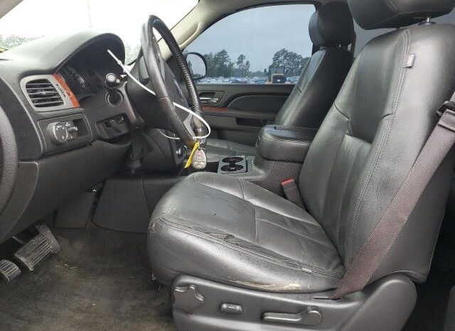 
								2014 Gmc Yukon full									