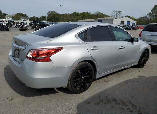 
								2013 Nissan Altima 2.5 full									