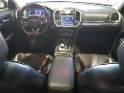 
										2020 Chrysler 300 full									