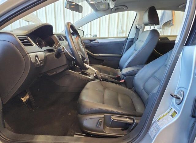 
								2014 Volkswagen Jetta se full									