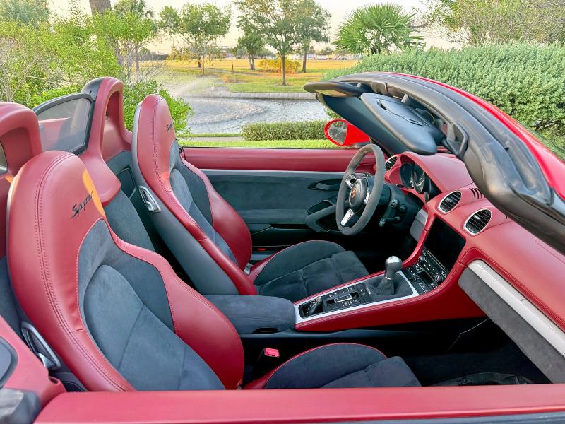 2021 Porsche Boxster