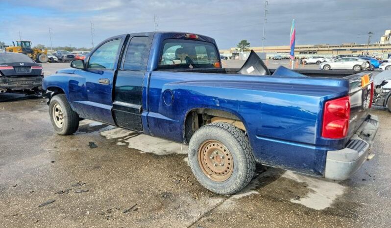 
								2006 Dodge Dakota full									