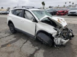 
										2018 Toyota Rav4 full									