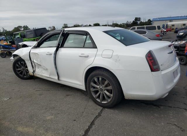 
								2014 Chrysler 300 s full									